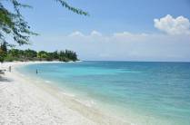 A linda praia de Obama, perto de Cabaret, antiga Duvalierville, no litoral central do Haiti